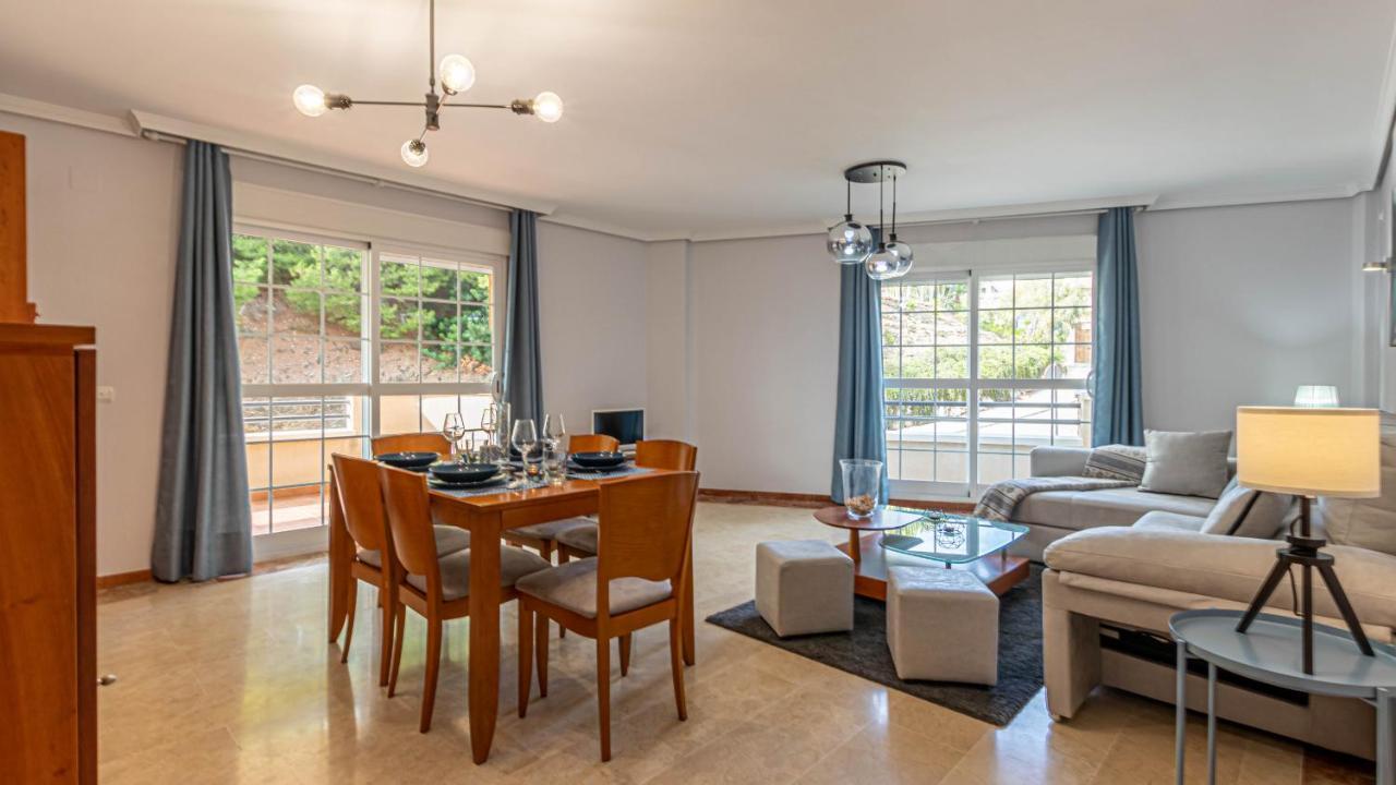 797 Holiday Rentals- Piso Con Amplia Terraza A Solo 1 Min De La Playa Бенальмадена Екстер'єр фото